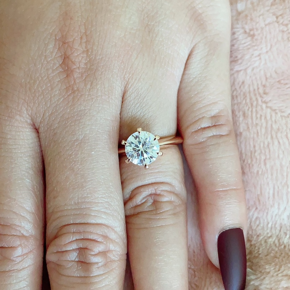 2 carat moissanite in 14k rose gold ring
